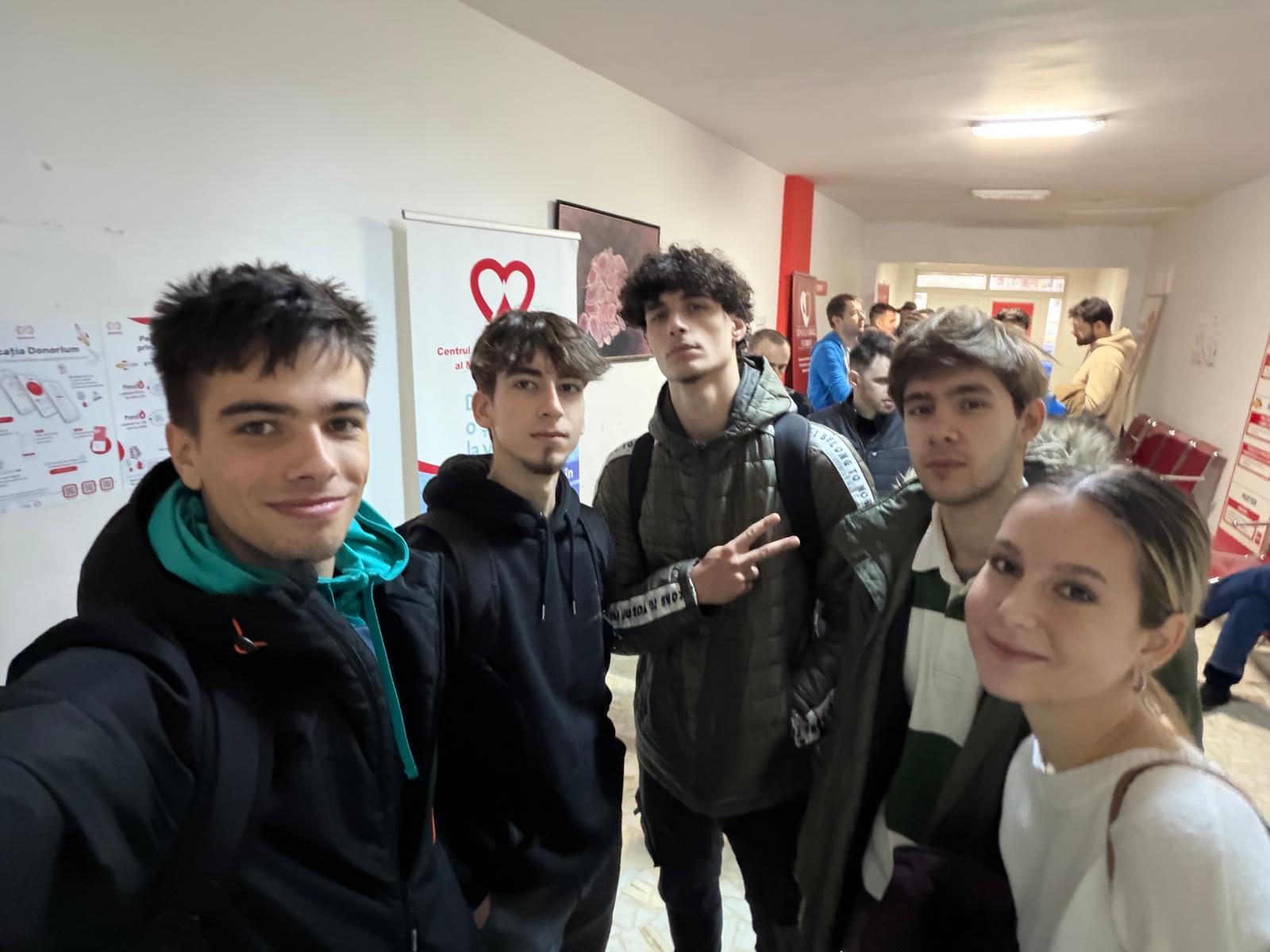Am donat 2,5 litri de sânge